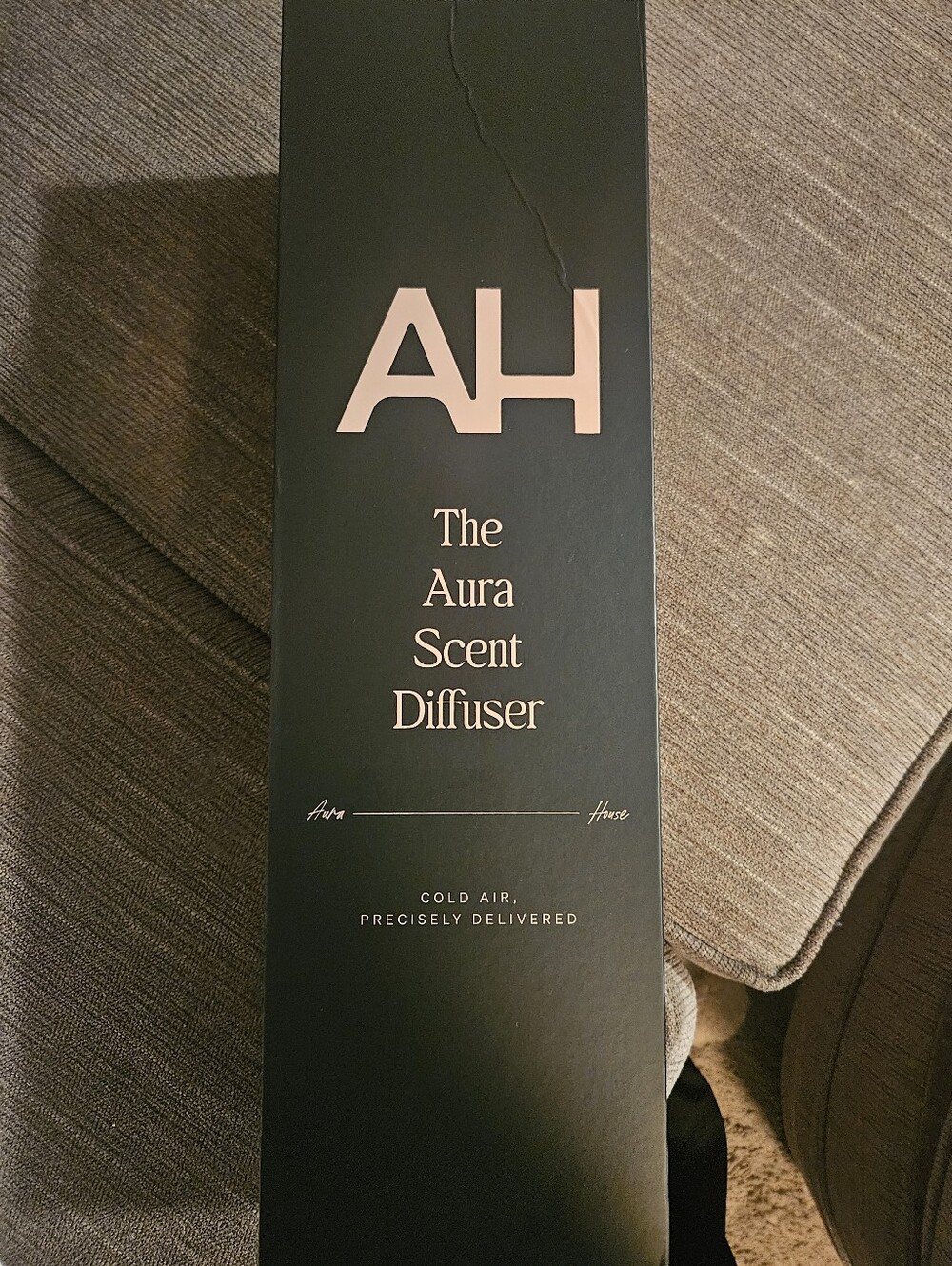 The Aura Scent Diffuser in Black